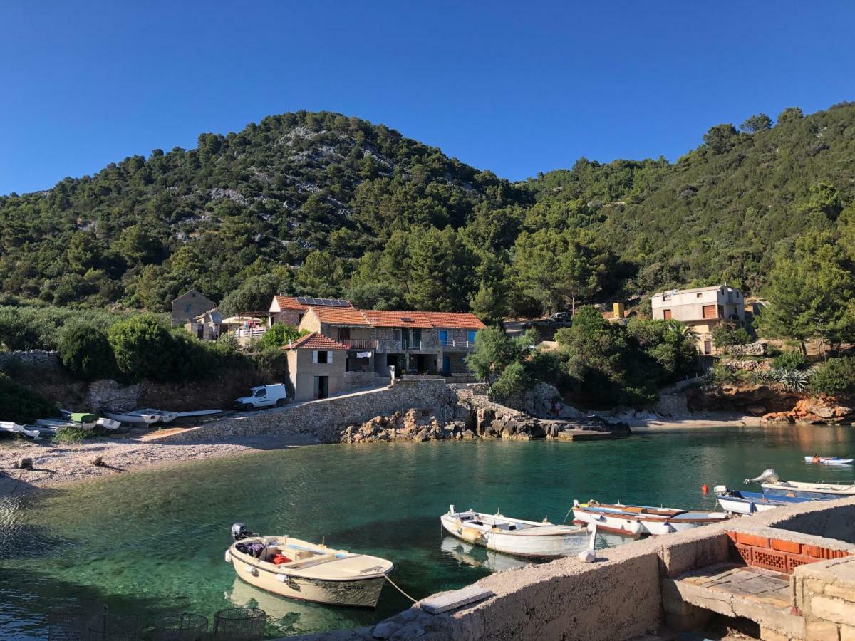 Prázdninový dům The White House Robinson Hvar Gdinj