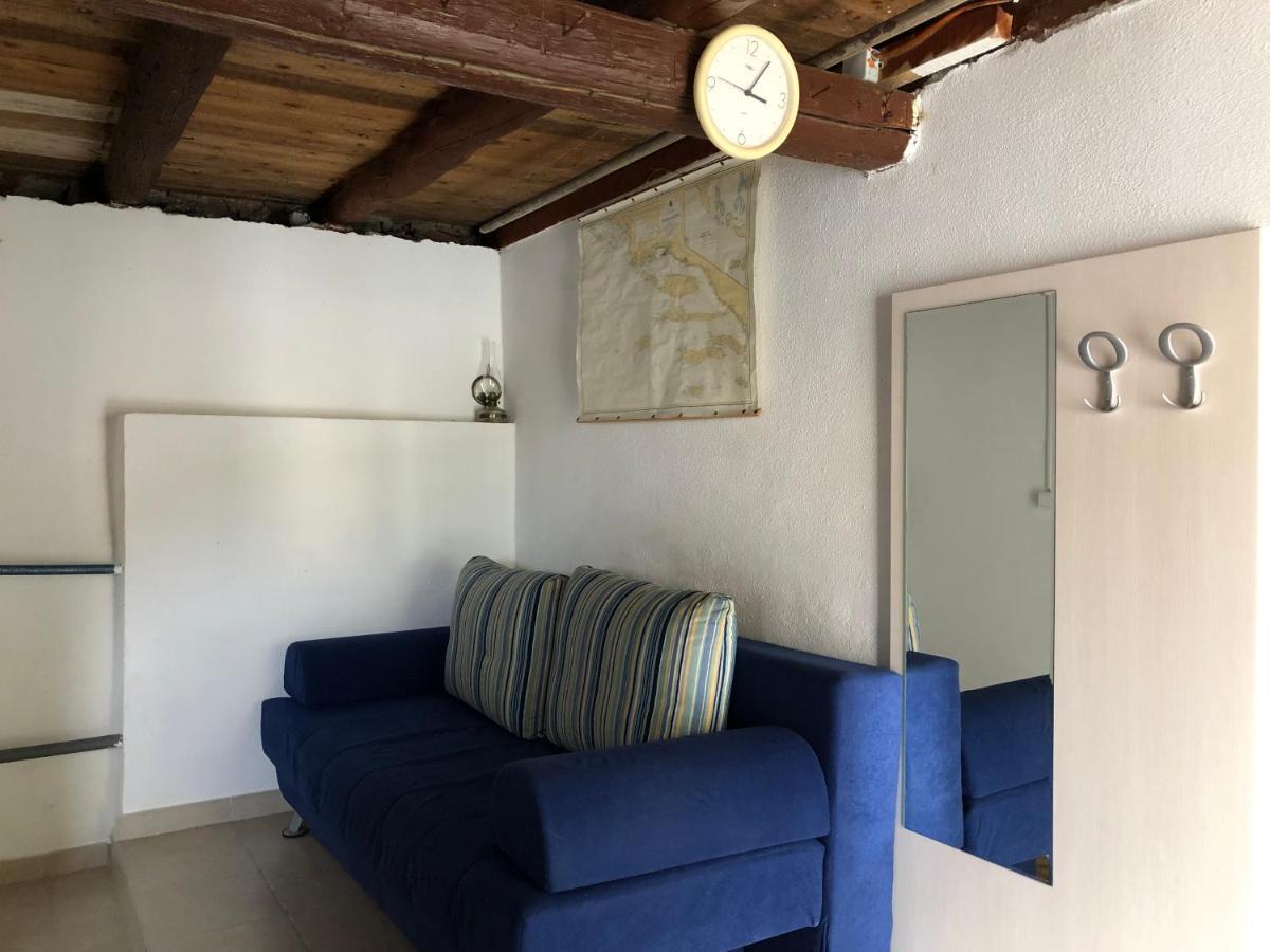 Holiday home The White House Robinson Hvar Gdinj