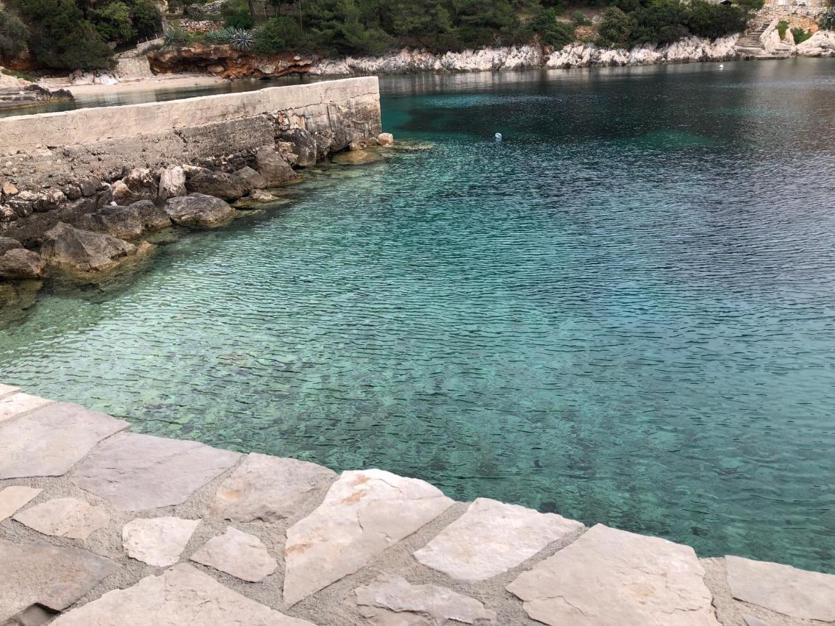 The White House Robinson Hvar * Gdinj